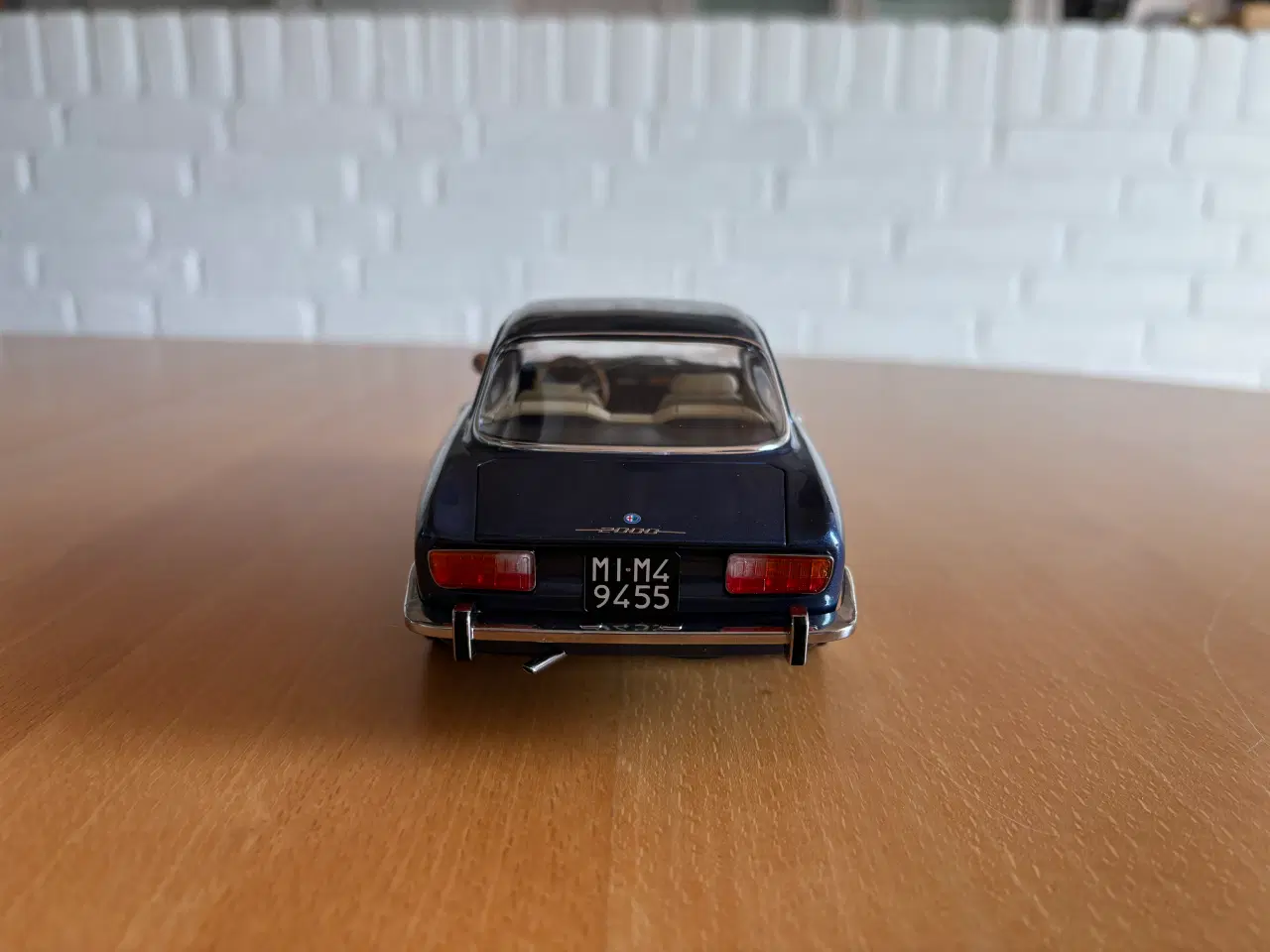 Billede 2 - Alfa Romeo 2000 GTV 1:18