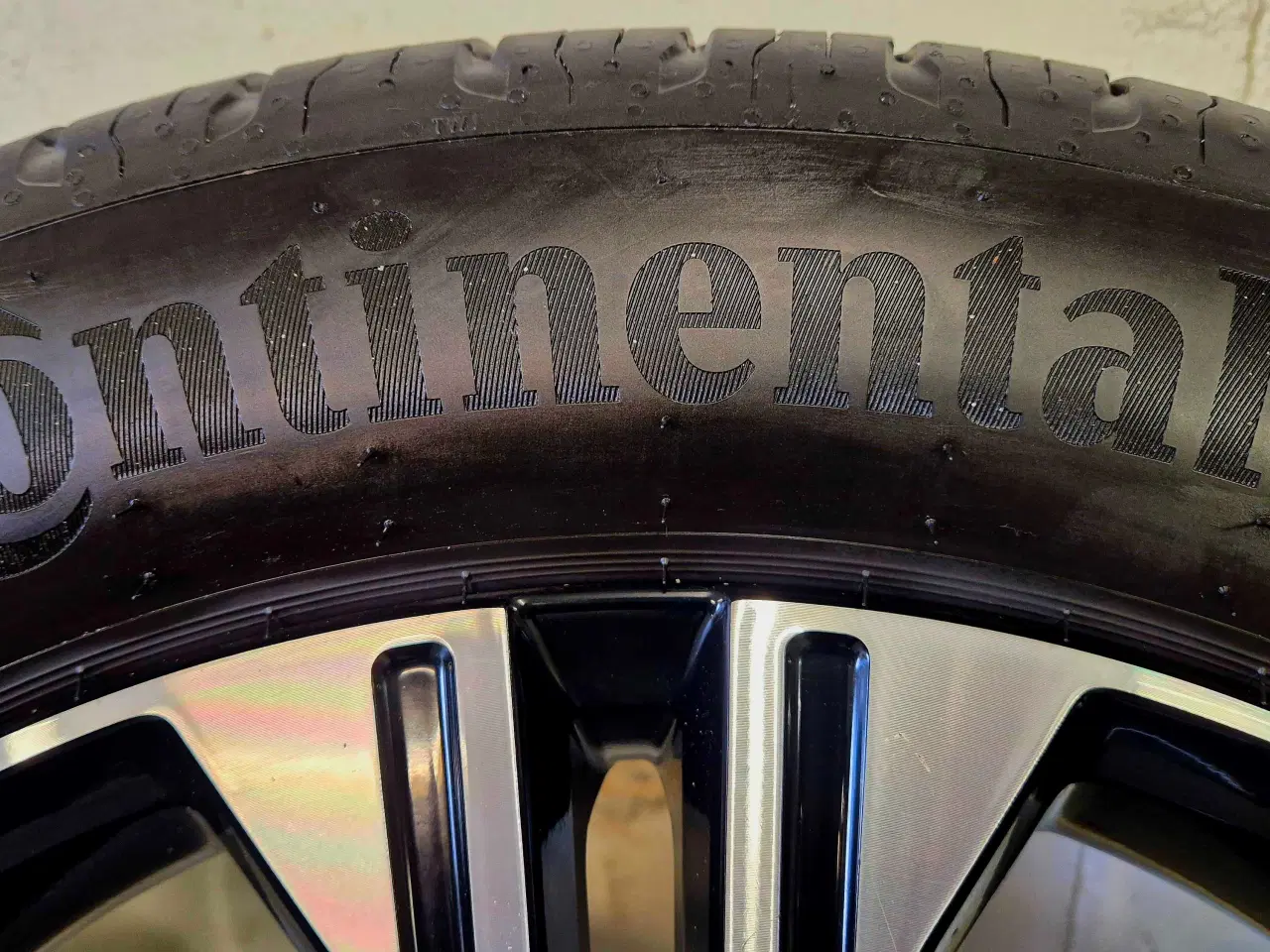 Billede 7 - XC40 / EX40 / C40 VOLVO ORIGINAL ALUFÆLGE MED SOMM