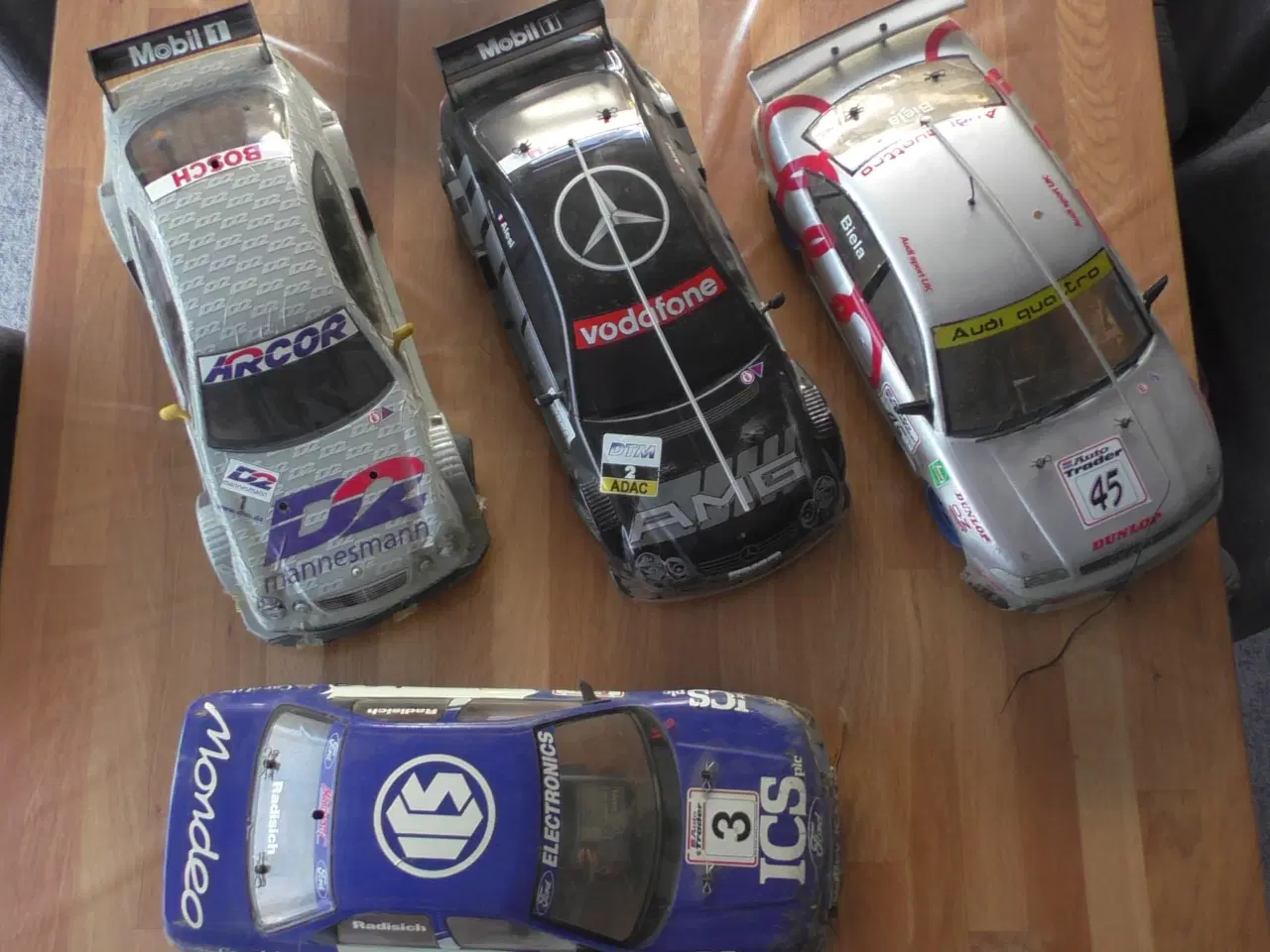 Billede 1 - 4 Styk fjernstyret biler