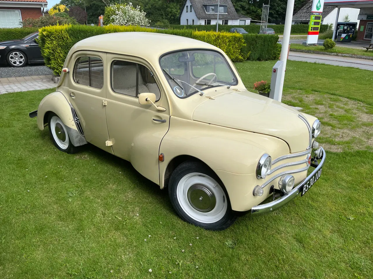 Billede 1 - Renault 4 CV