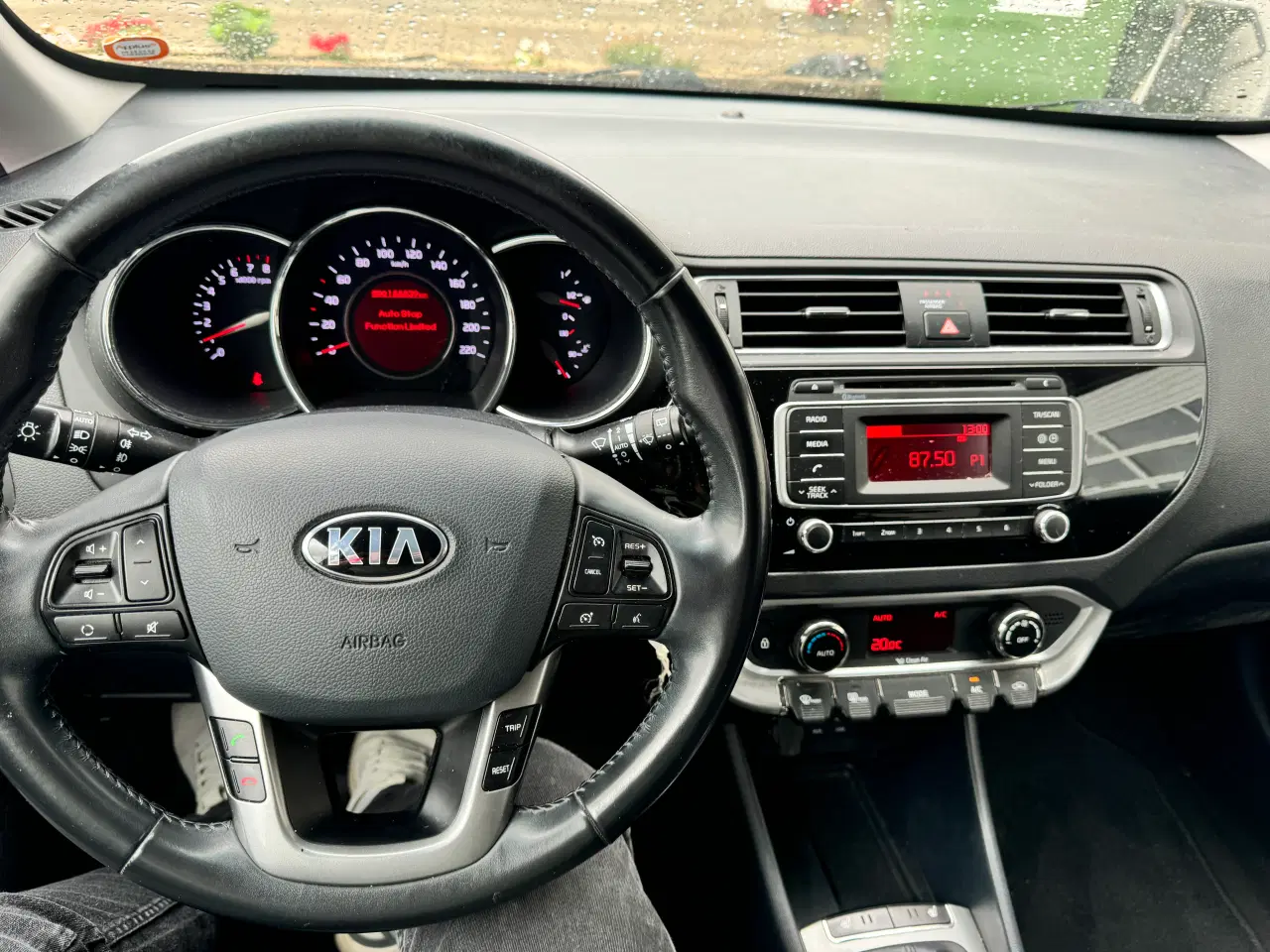 Billede 7 - Kia Rio 1.2 benzin Årg 2016