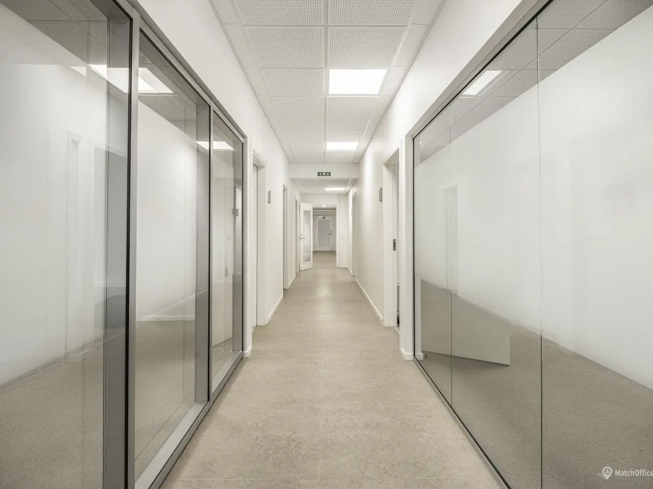 Billede 3 - Lyst og rummeligt kontor på 524 m²