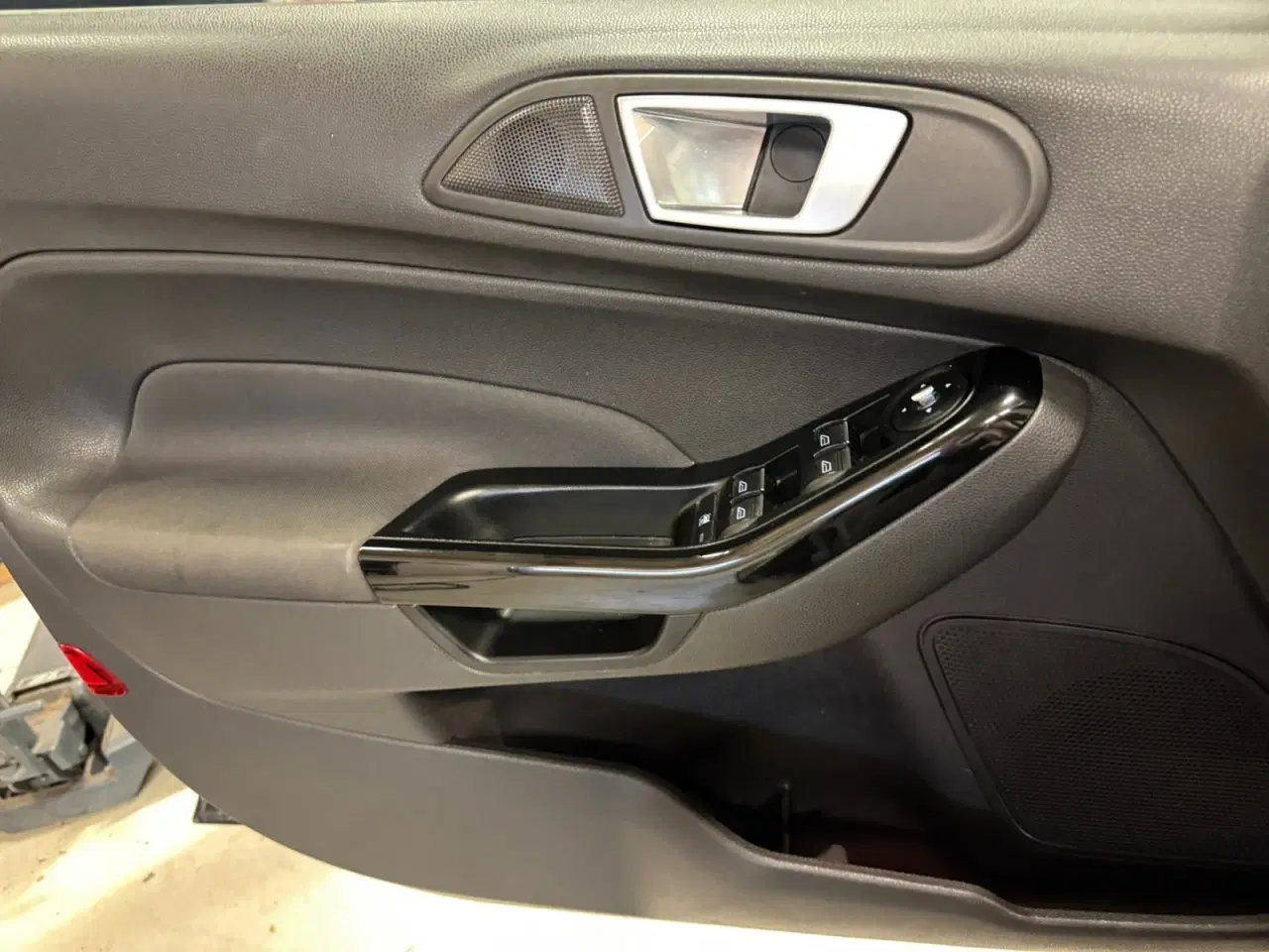Billede 13 - Ford Fiesta 1,0 SCTi 100 Titanium