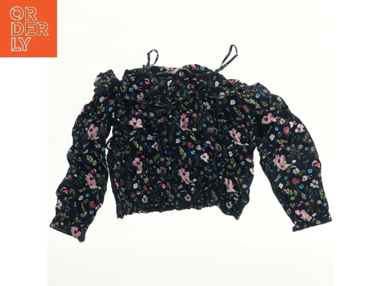 Billede 1 - Bluse med blomsterprint fra H&M (str. 152)