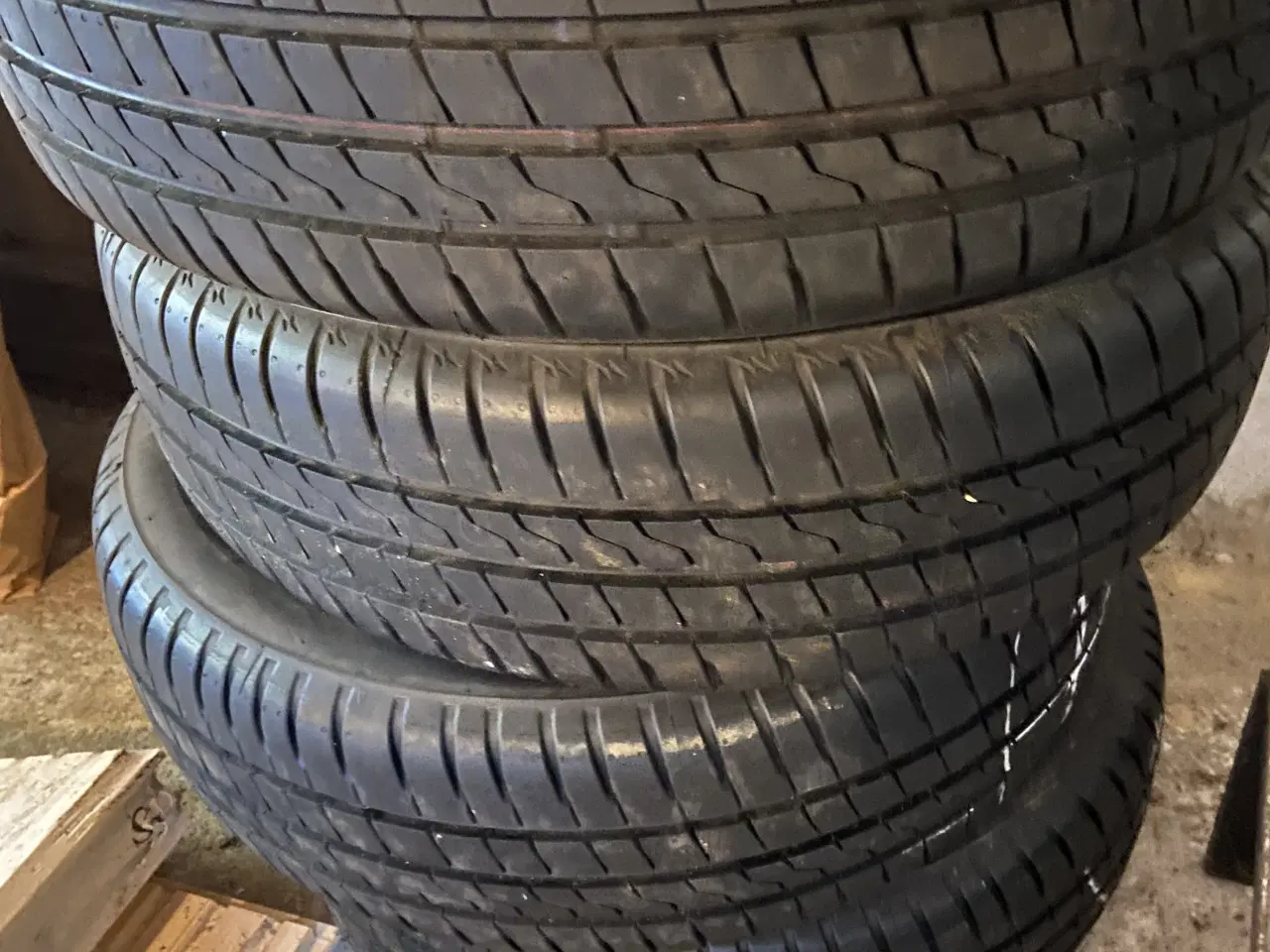 Billede 6 - Næsten nye sommerdæk