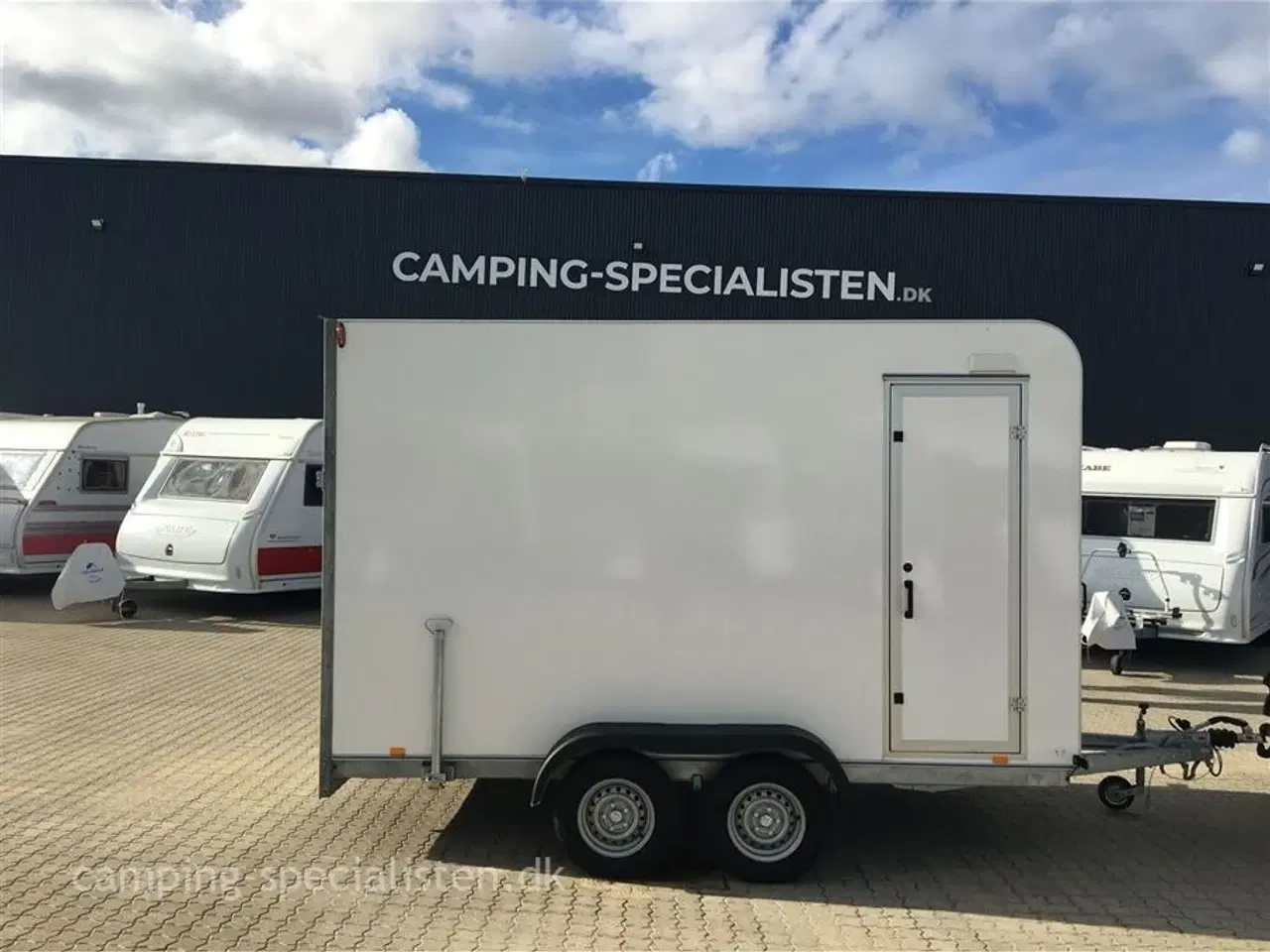 Billede 1 - 2024 - Selandia Tomplan TFR 360 TFR 2000 kg /Rampe   Cargo trailer Tomplan model 2024 Hos camping-Specialisten.dk Silkeborg og Aarhus