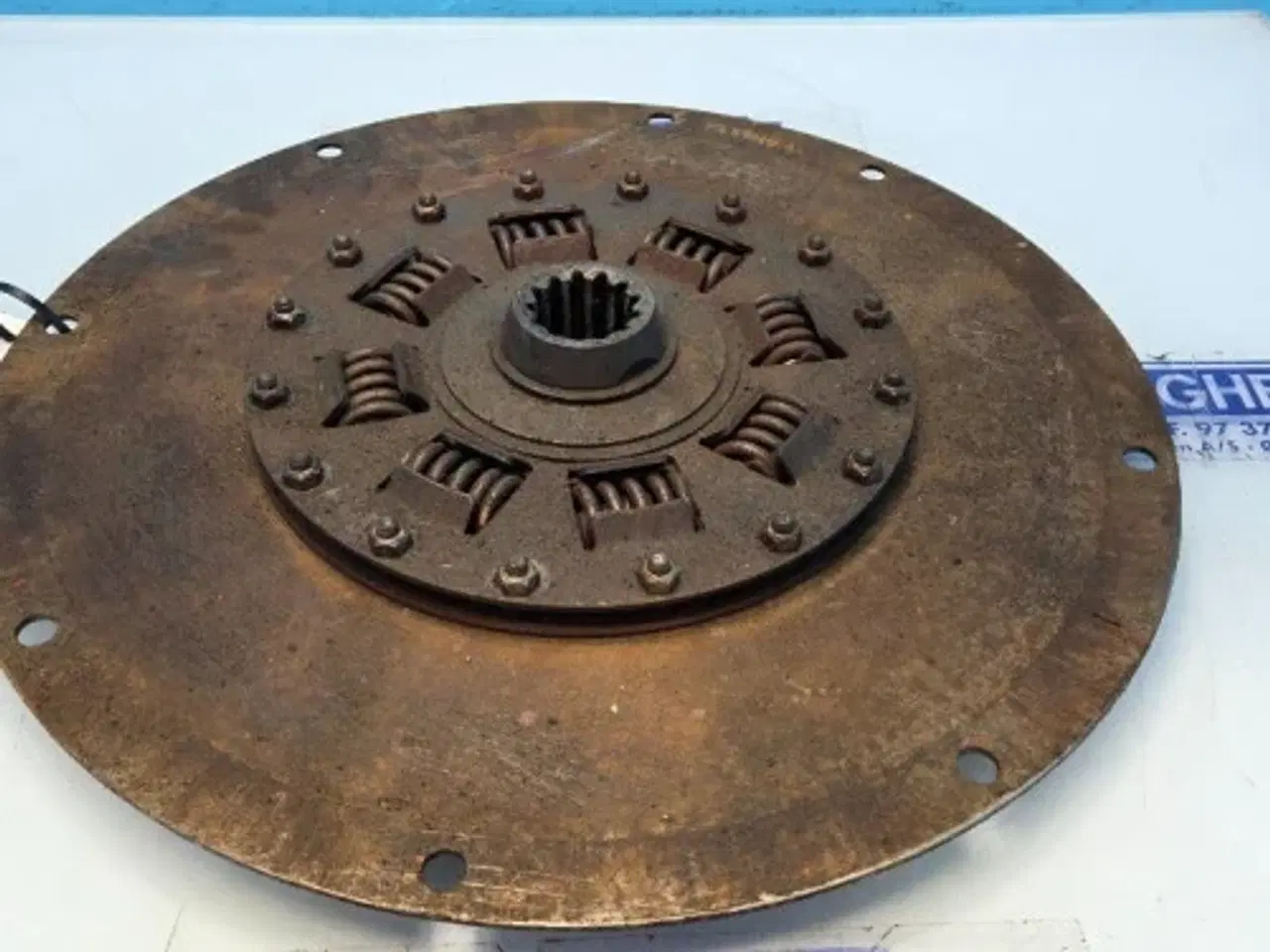 Billede 2 - Iveco Cursor13   Koblingplade   87643110