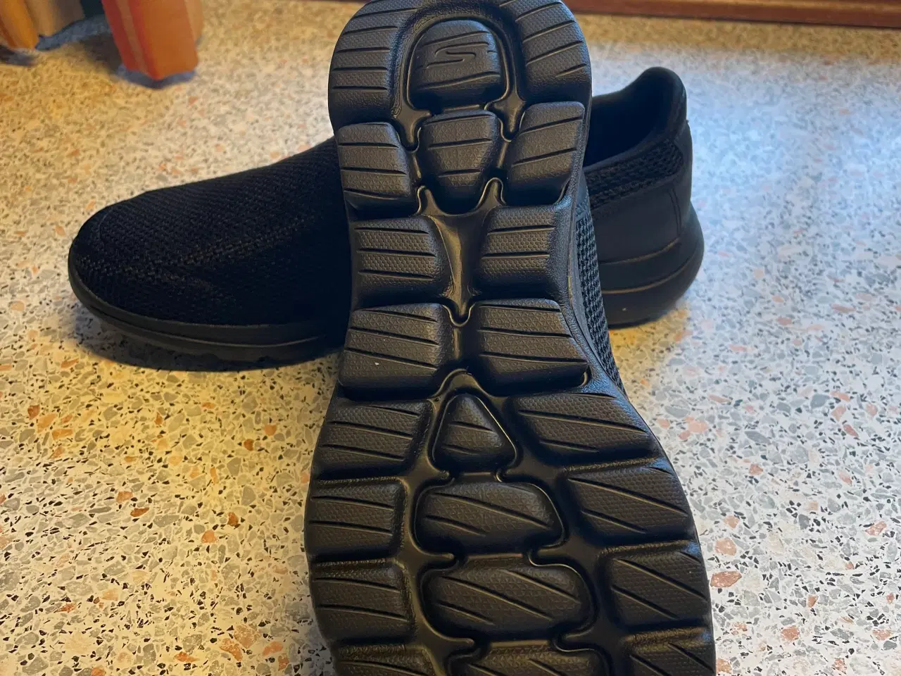 Billede 3 - Sketcher flex sandal og Sketcher gowalk 5 