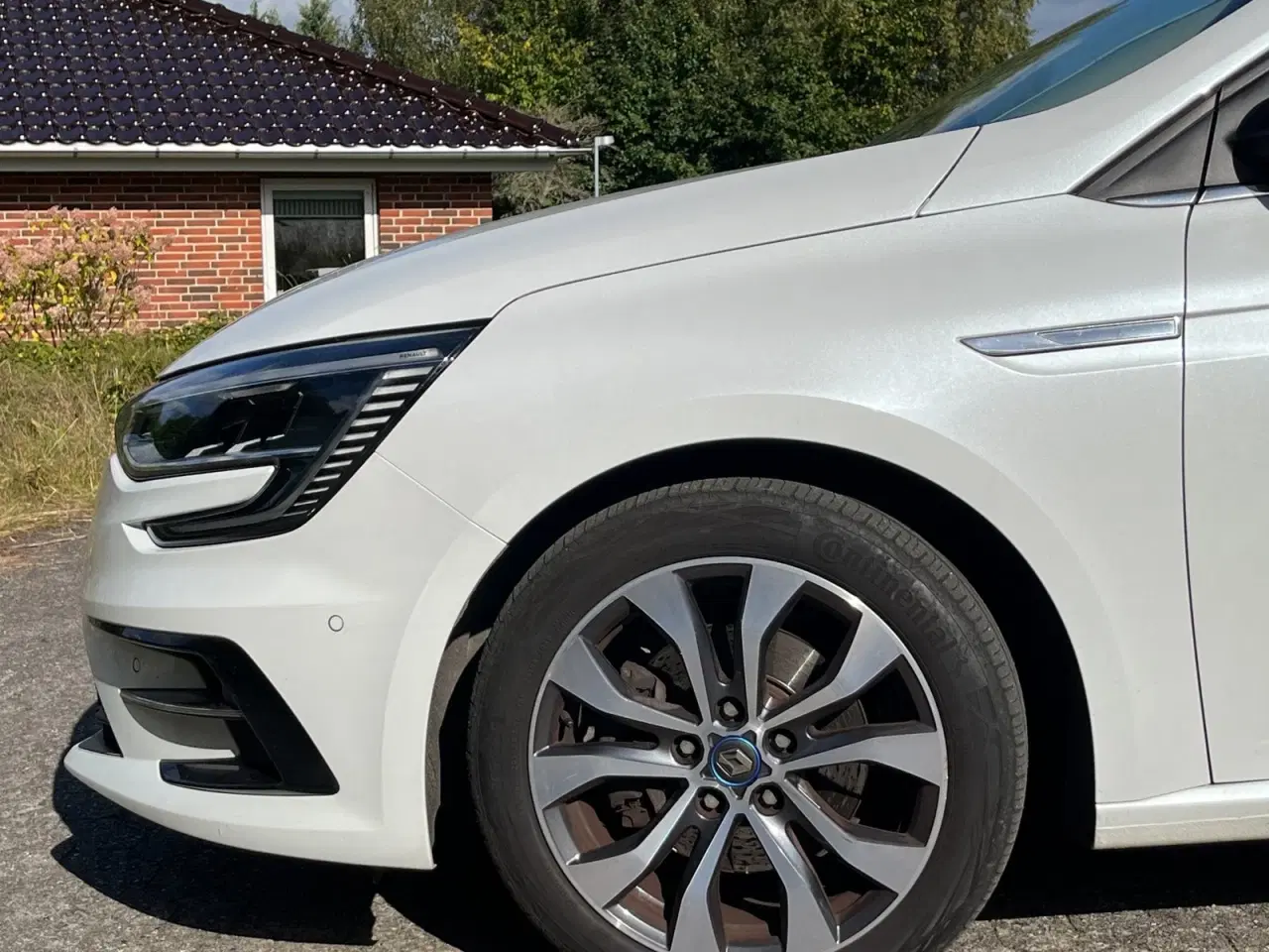 Billede 22 - Renault Megane IV 1,6 E-Tech Zen Sport Tourer