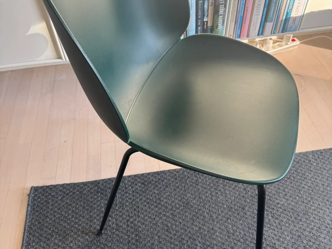 Billede 2 - GUBI Beetle dining chair SHELL