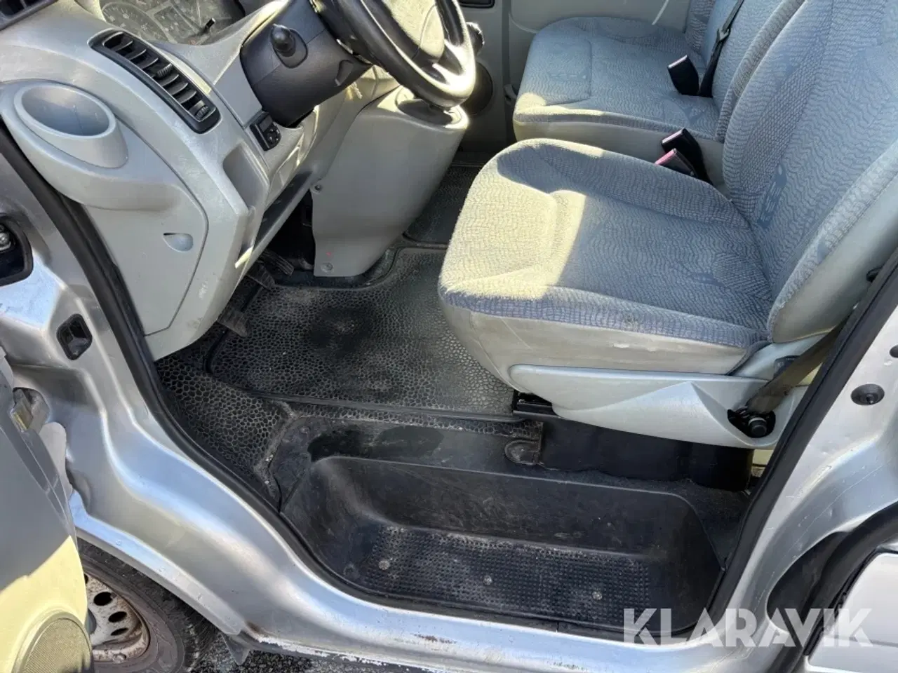 Billede 12 - Personbil Renault Trafic 9-personers