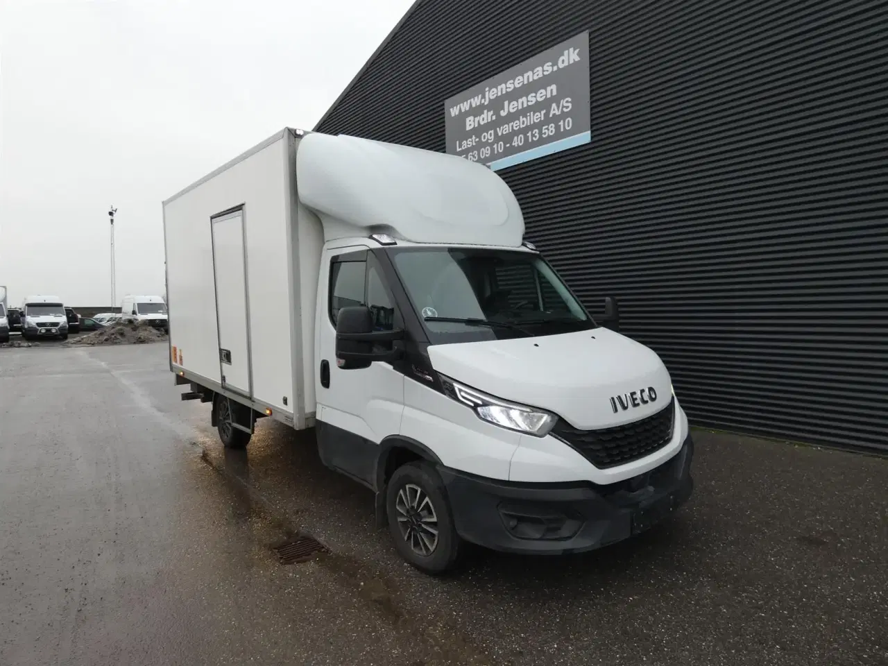 Billede 1 - Iveco Daily 35S16 3750mm 2,3 D m/Alukasse med lift Hi-Matic 156HK Ladv./Chas. 8g Aut.