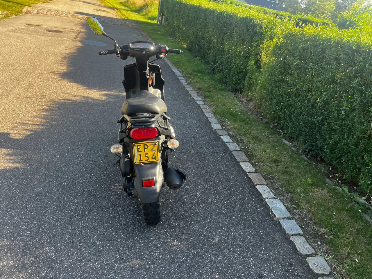 Billede 3 - Moto CR-Hot 50 – 2023 🛵 3.800 km – ingen skrammer