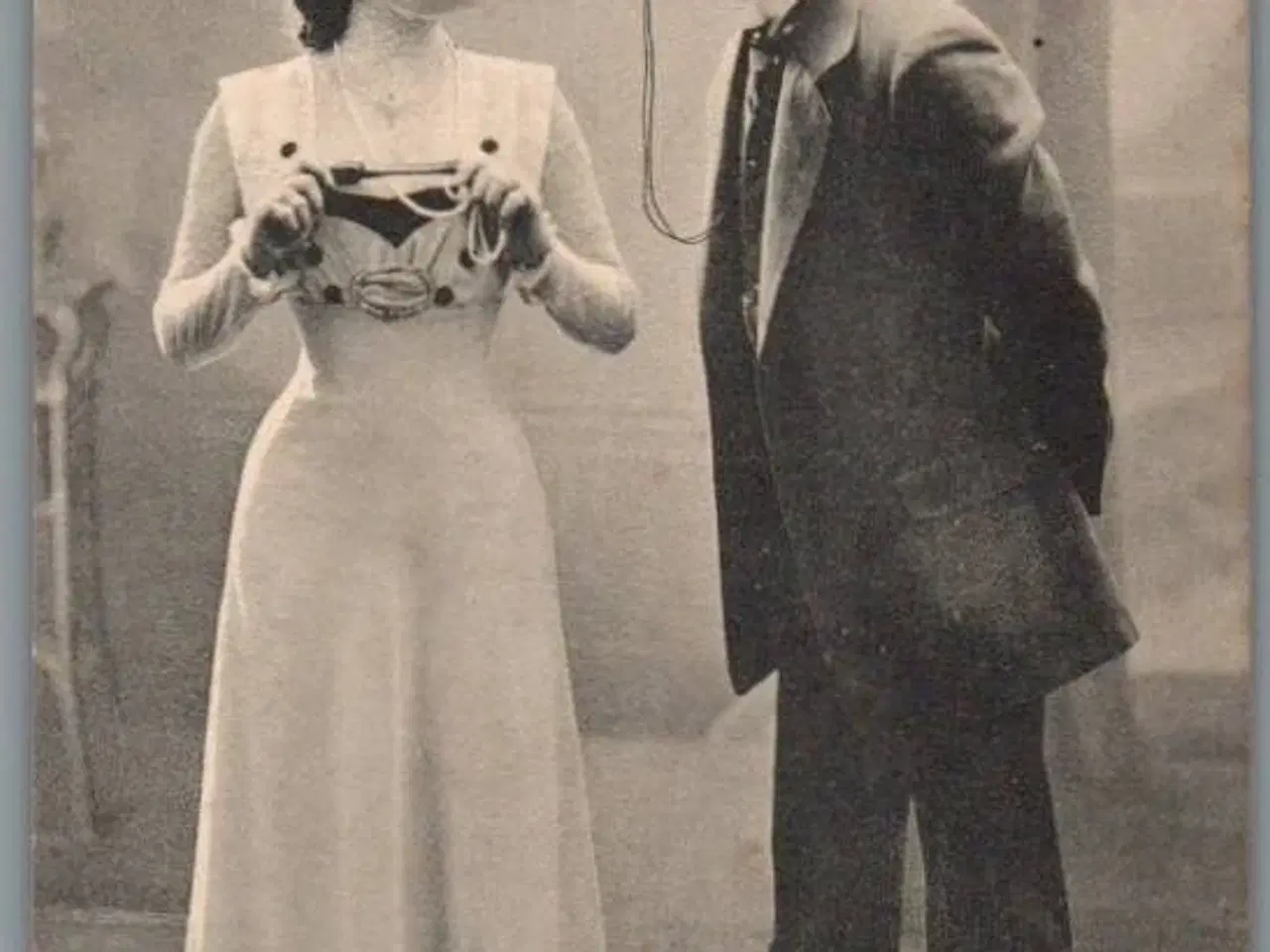 Billede 1 - Else Frølich og Poul Reumert i Dollarprinsessen - Skuespiller - Postkort - Ubrugt