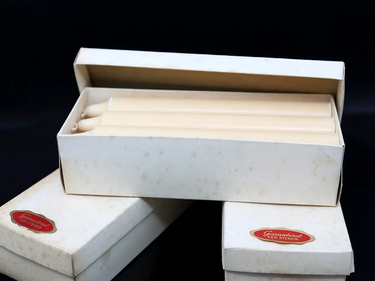 Billede 2 - Gamle stearinlys – 18 stk. – 30 kr.