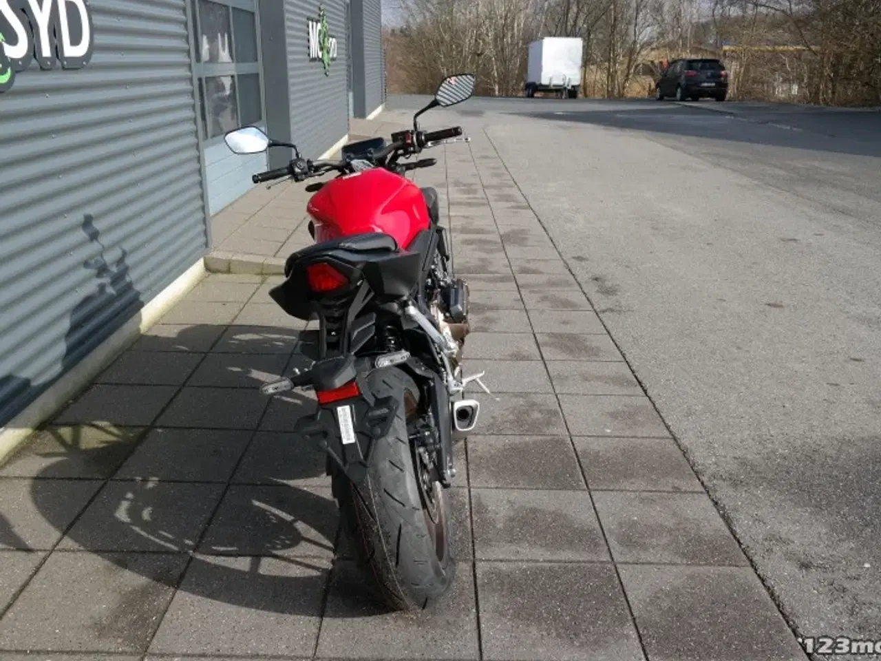 Billede 4 - Honda CB 650 R E-Clutch MC-SYD       BYTTER GERNE