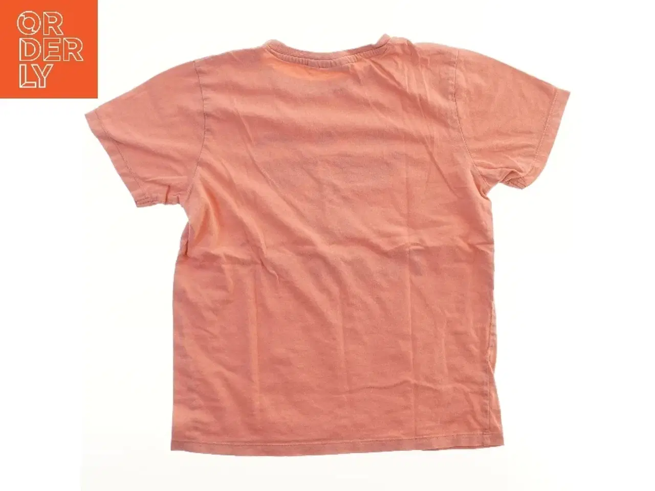 Billede 2 - Lyserød T-shirt med print fra Hummel (str. 140)