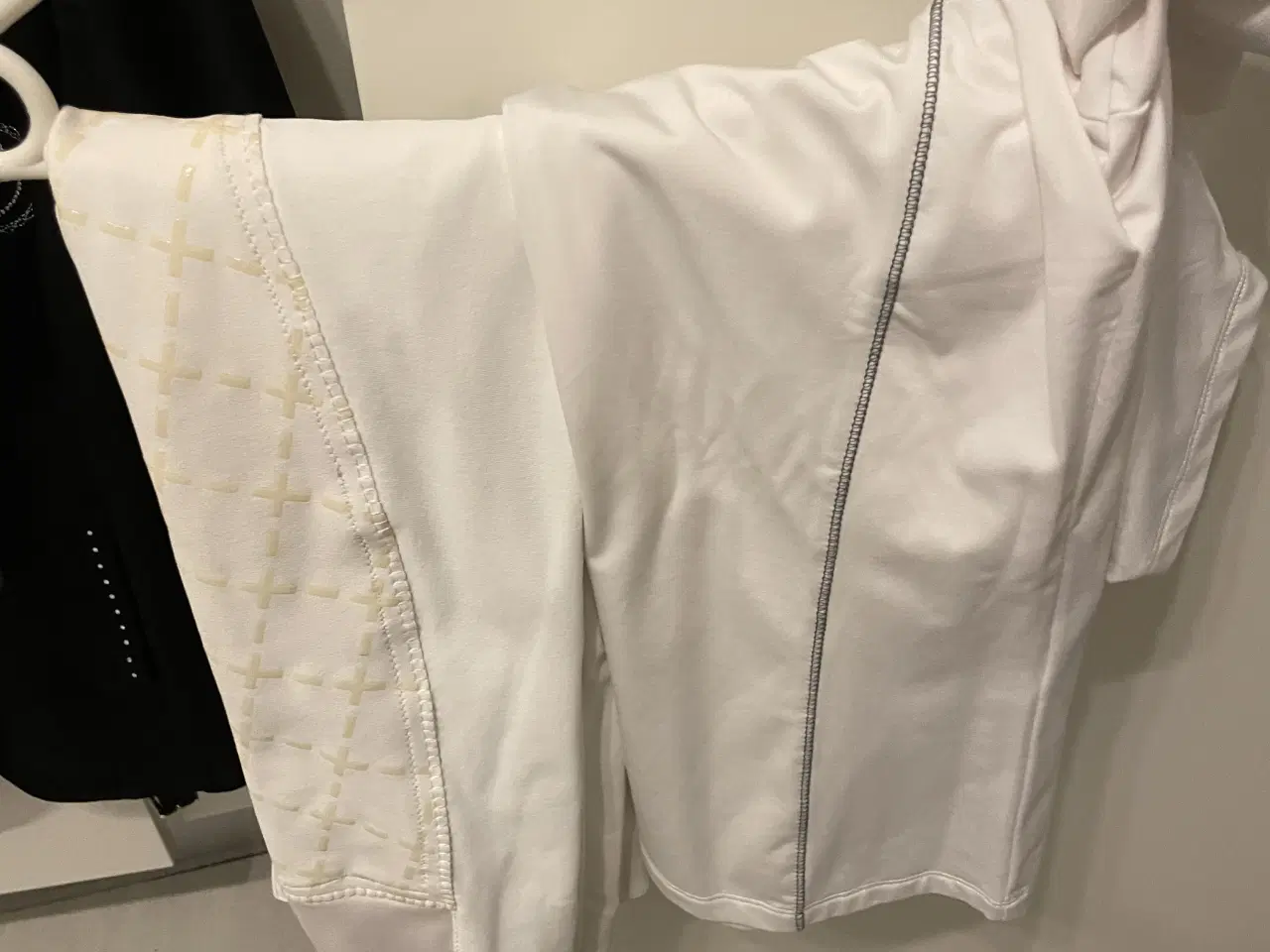 Billede 2 - Stævnetøj dressur - helt sæt