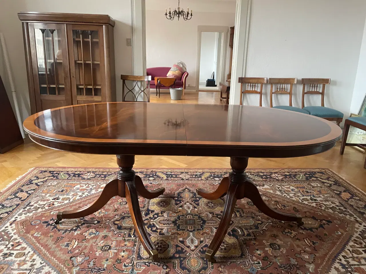 Billede 4 - Reprodux Maghoni spisebord med 2 plader