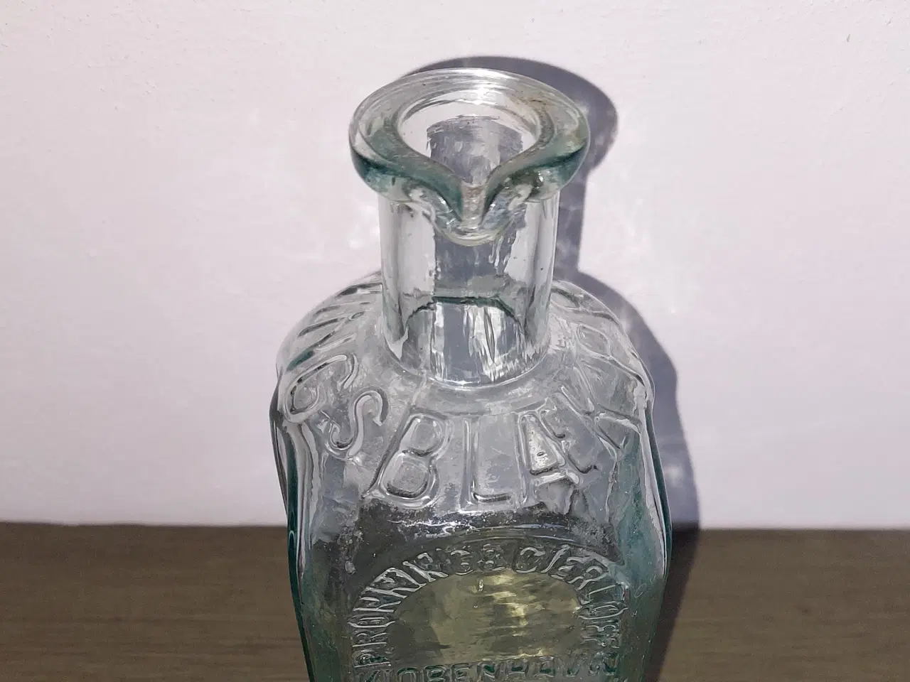 Billede 2 - Glasflaske med tud, blækflaske