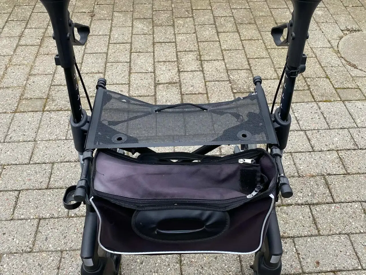 Billede 3 - Rollator søger nyt hjem