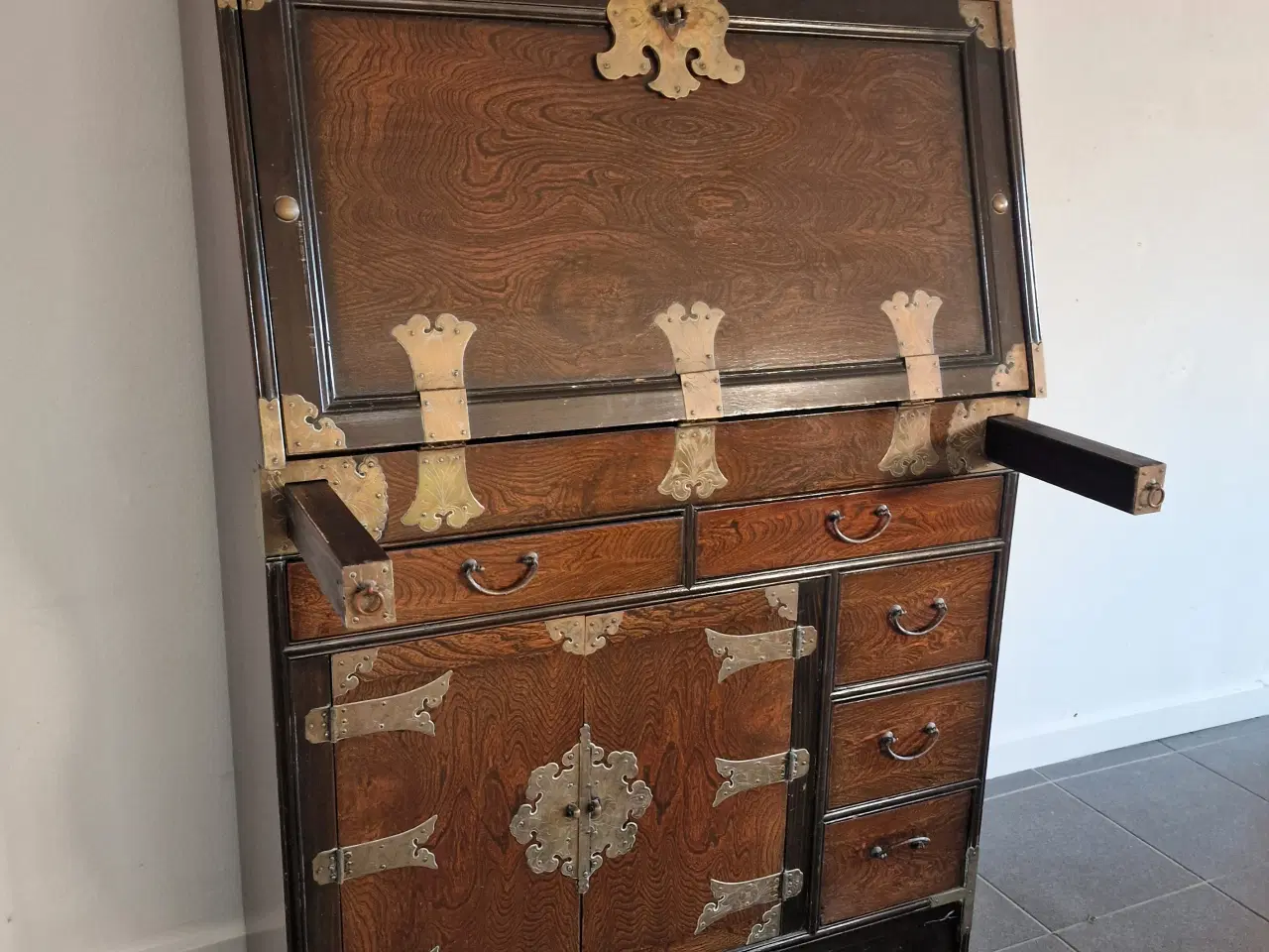 Billede 8 - Smukt koreansk antik sekretær skrivebord.