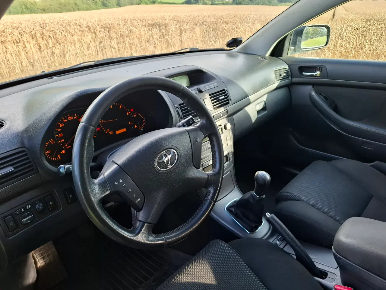 Billede 6 - Toyota avensis 2.0 D4D 116hk st.car Nysynet