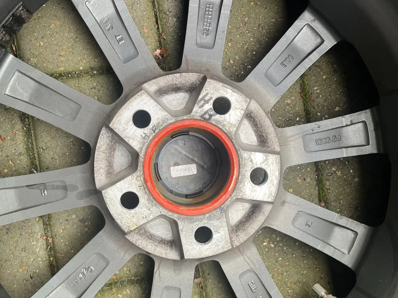 Billede 5 - Flotte og næsten nye vinterhjul