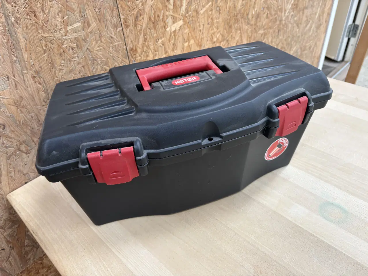 Billede 1 - Strigle kasse med tilbehør 