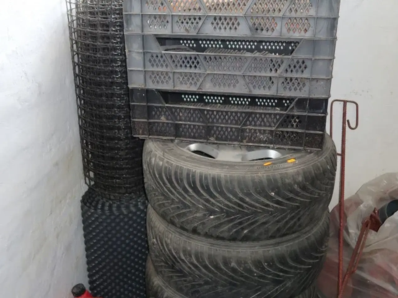 Billede 1 - 4 stk. alufælge med dæk m.m.