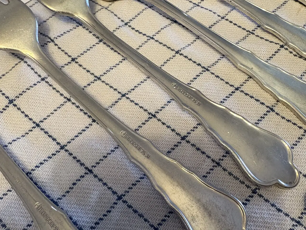 Billede 8 - Berndorf sølvbelagt bestik 12 knive og 12 gafler