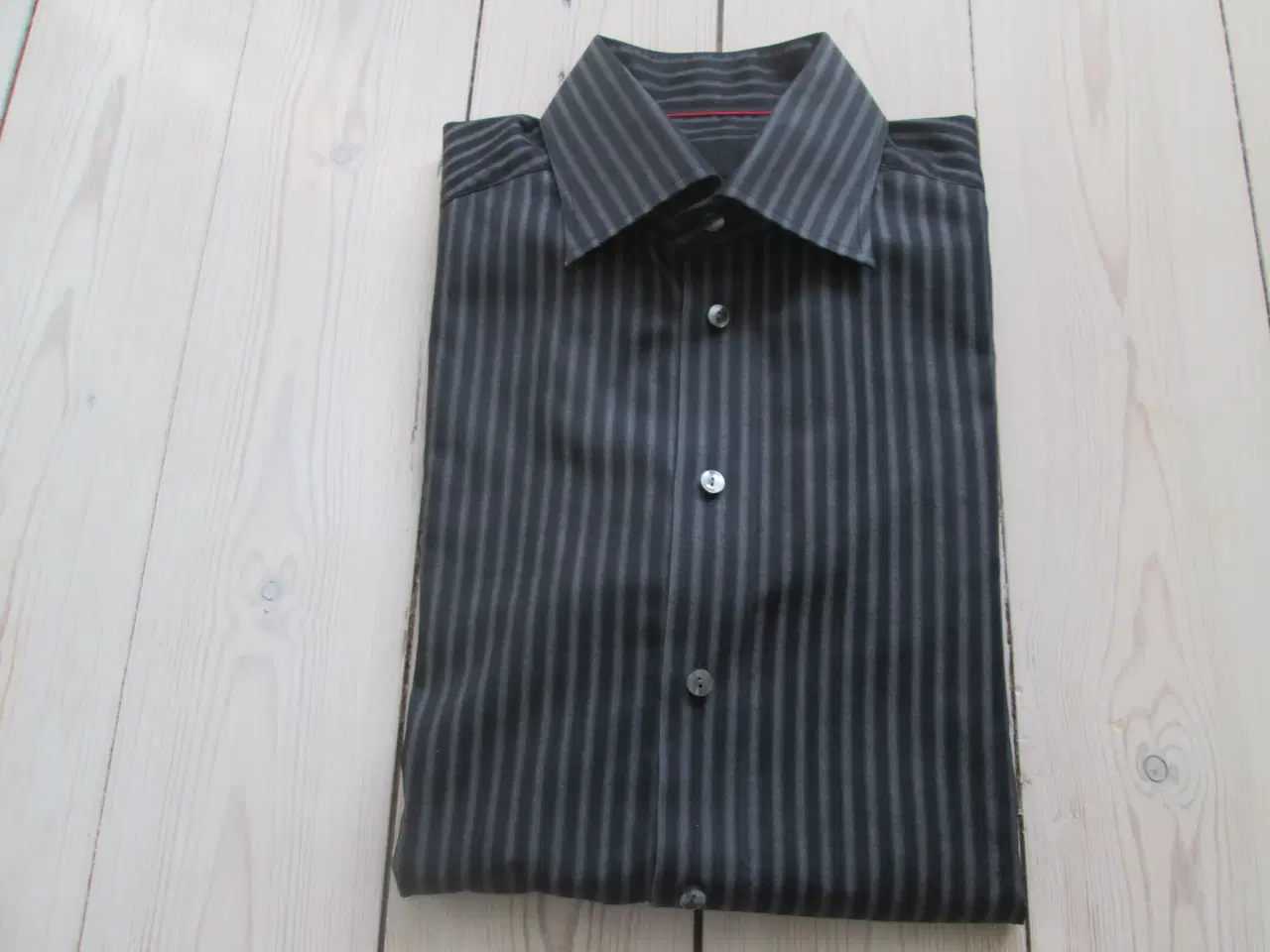 Billede 2 - 4 Herreskjorter str. 42