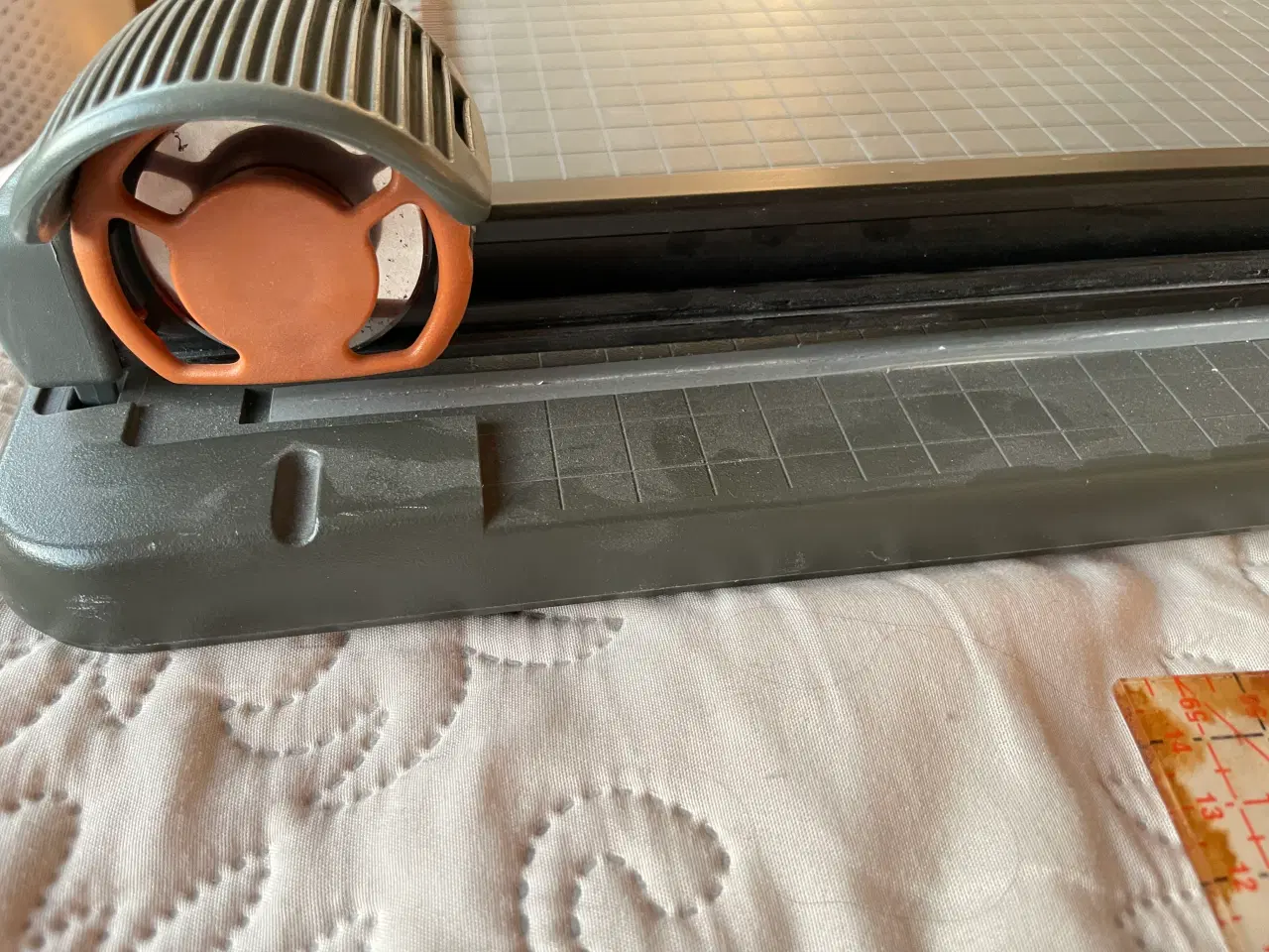 Billede 1 - Papirskærer, sælges da den ikke bliver brugt.