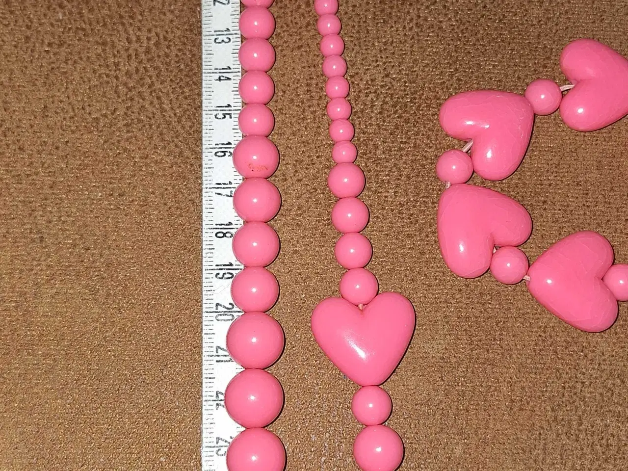 Billede 4 - Lyserødt smykkesæt 