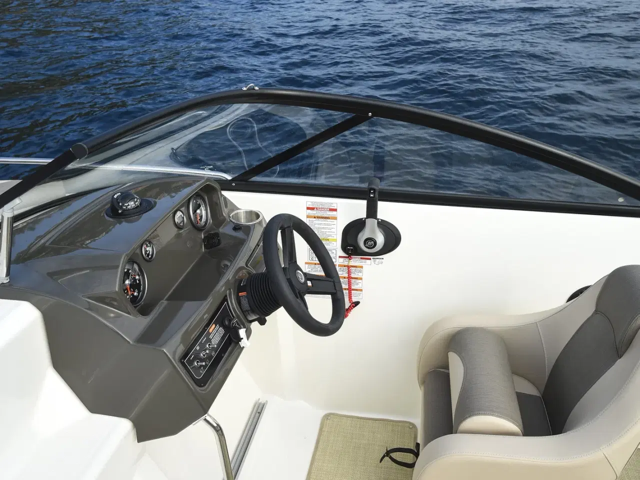 Billede 13 - Bayliner VR5 Cuddy med F150 Mercury-EFI XL 3,0L  - inkl. udstyr - TILBUD