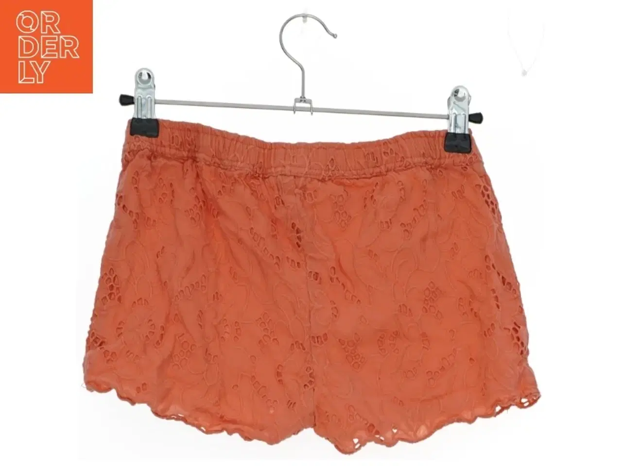 Billede 2 - Shorts med broderet mønster fra Mini A Ture (str. 134)