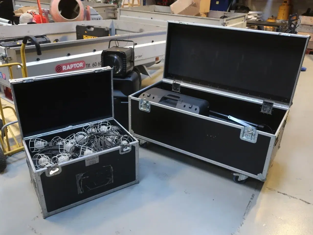 Billede 1 - Højtaler, lys, anlæg m.m.