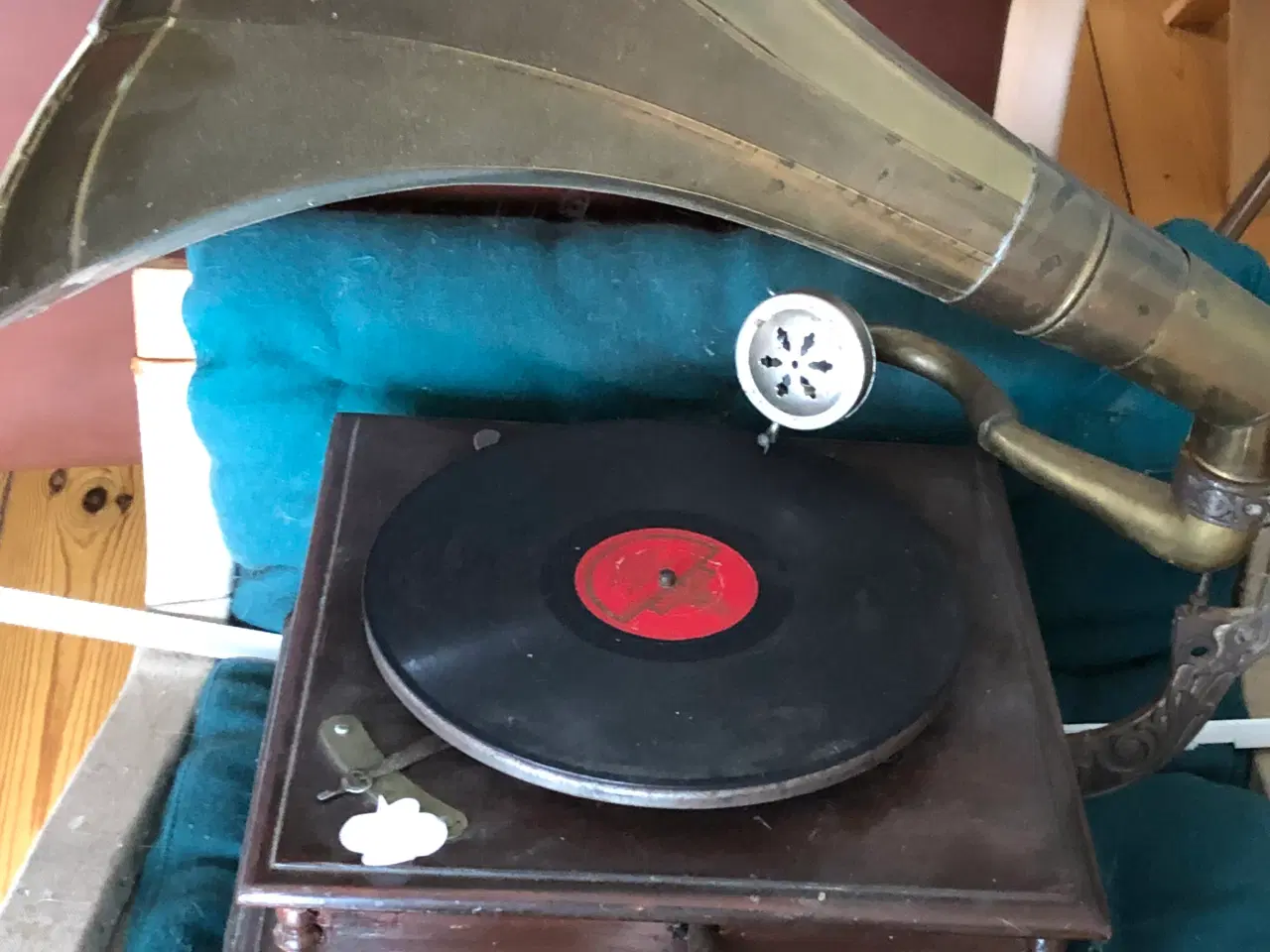 Billede 1 - grammofon af ældre dato