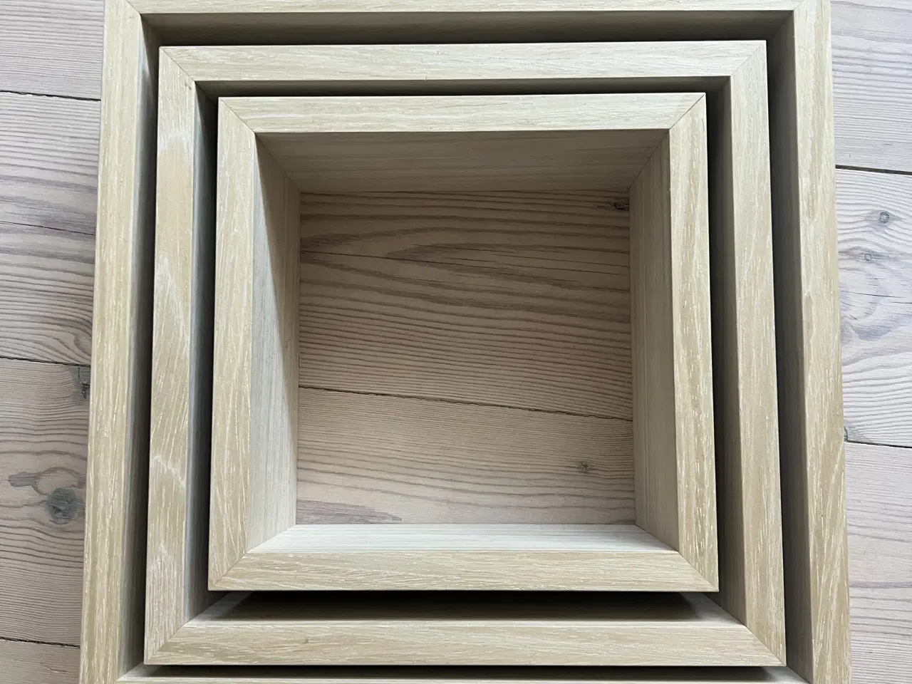 Billede 8 - 3 væghylder