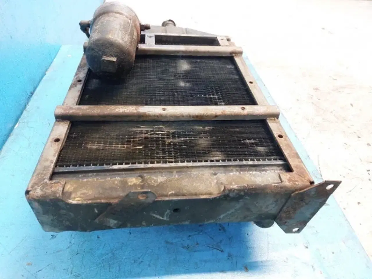 Billede 7 - Massey Ferguson 590 Køler 1876608M3