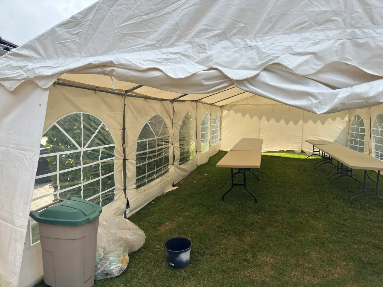 Billede 1 -  Partytelt 5x10m PVC, Hvid