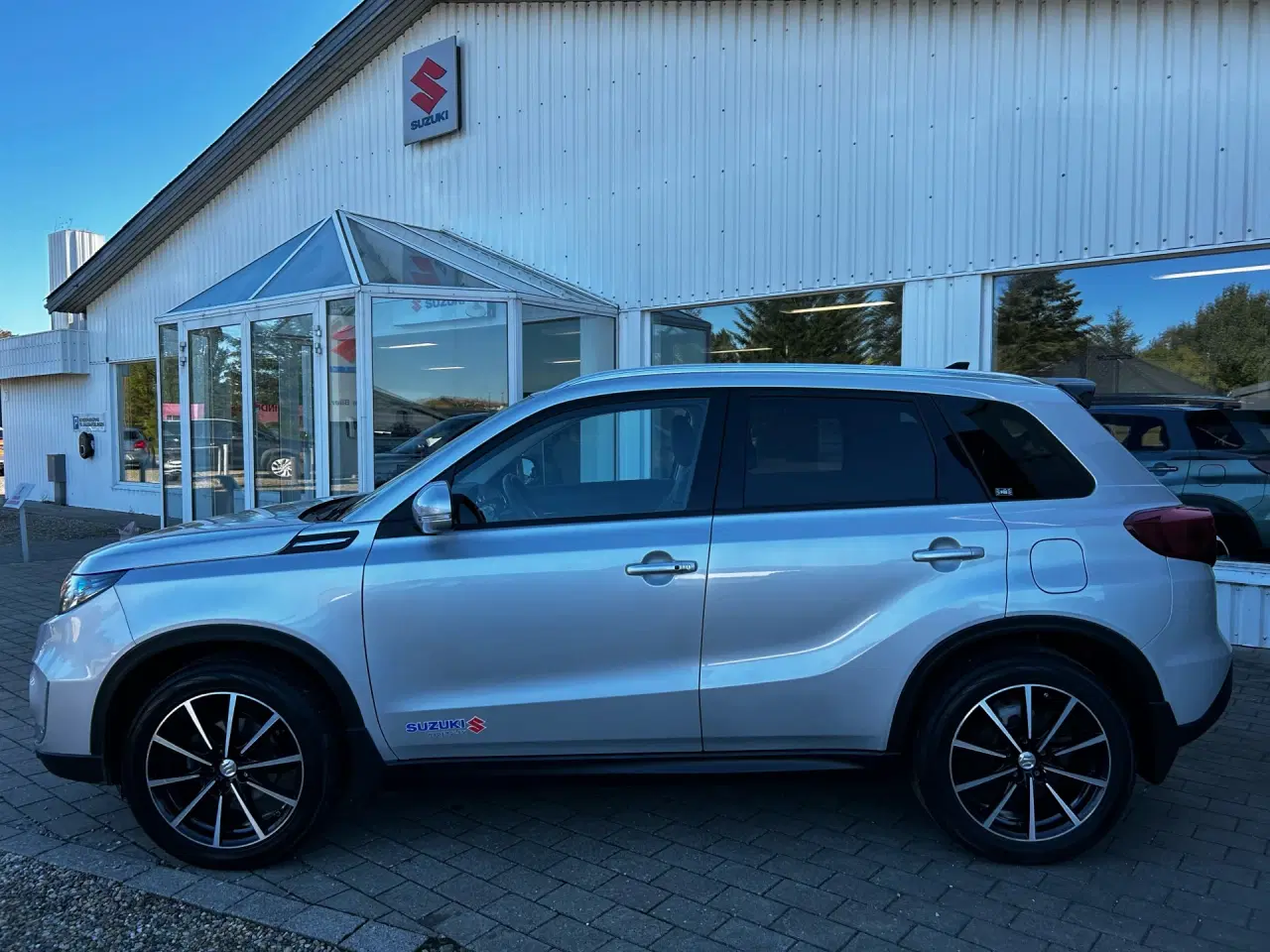 Billede 2 - Suzuki Vitara 1,4 Boosterjet Adventure AllGrip 140HK 5d 6g Aut.