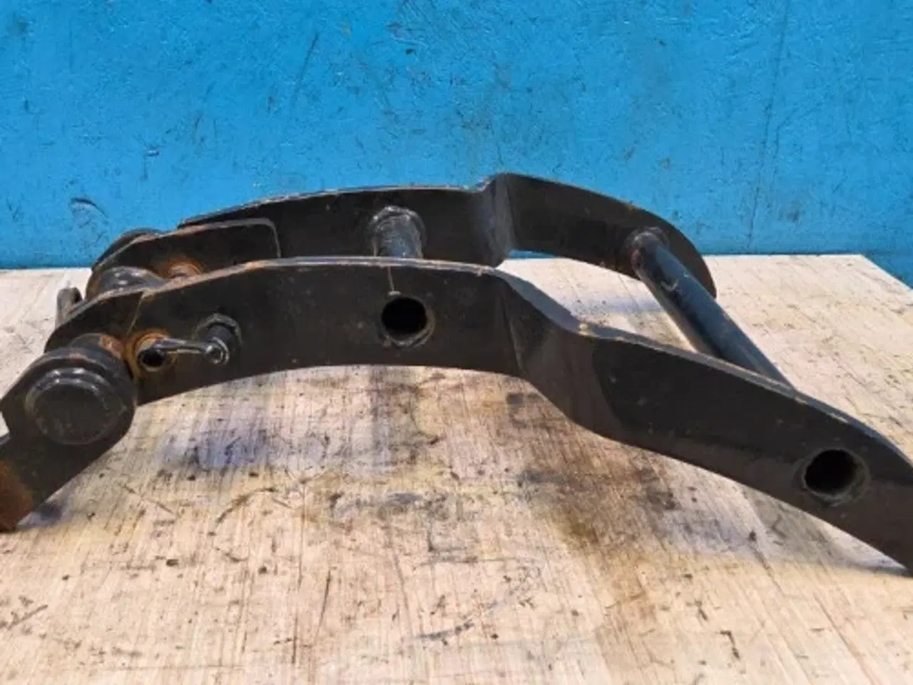 Billede 5 - Valtra N143D Motorhjelm Beskytter ACV0067570