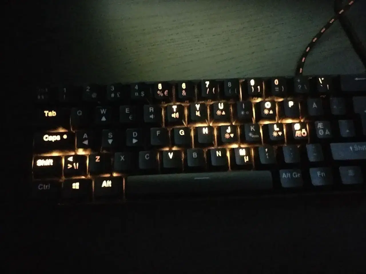 Billede 5 - ADX mini RGB gamer tastatur