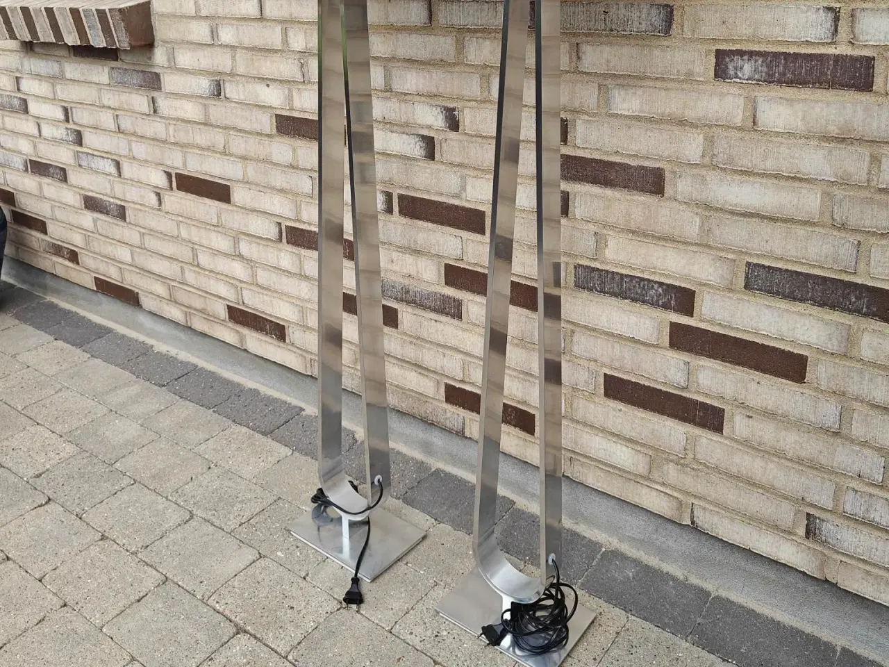 Billede 2 - Flotte gulvlamper 2 stk.