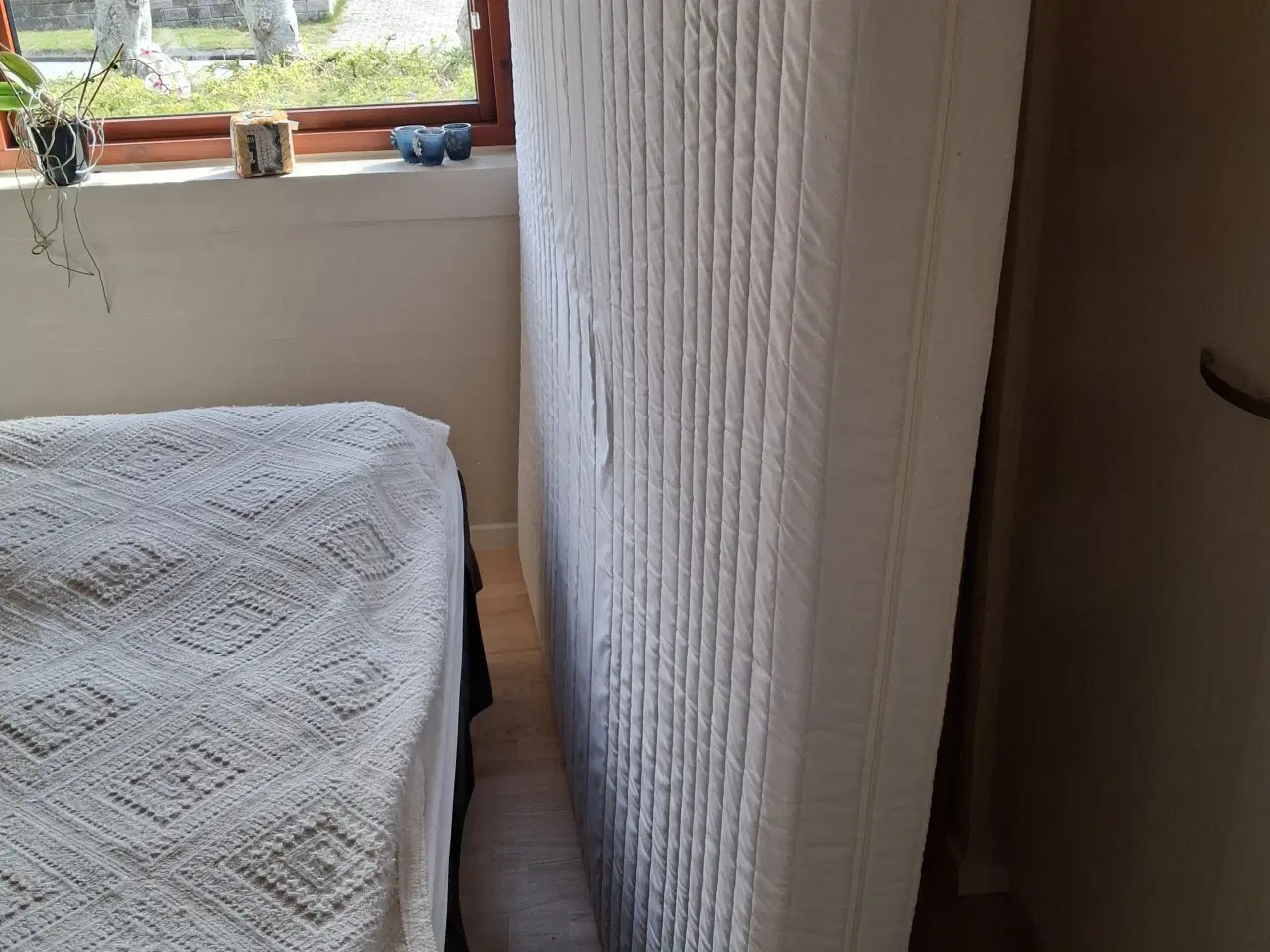 Billede 1 - Madras Koldskum 200 x 180 x 16 cm brugt en gang