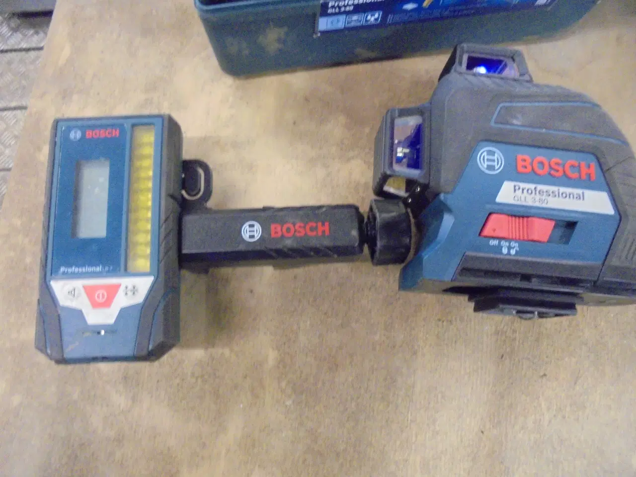 Billede 2 - Bosch Linielaser med Stativ og fjernmodtager