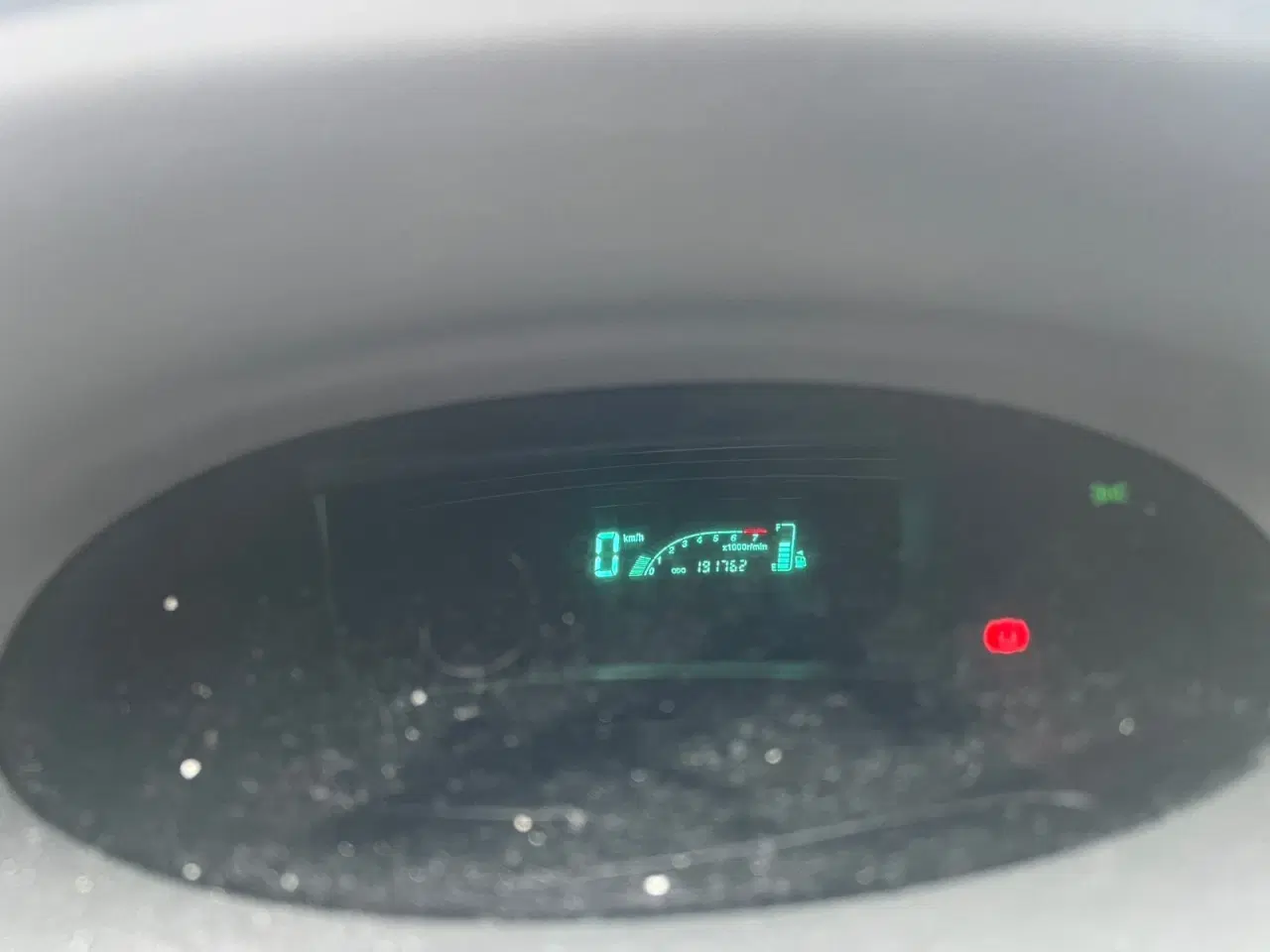 Billede 10 - Toyota Yaris 1,3 Luna