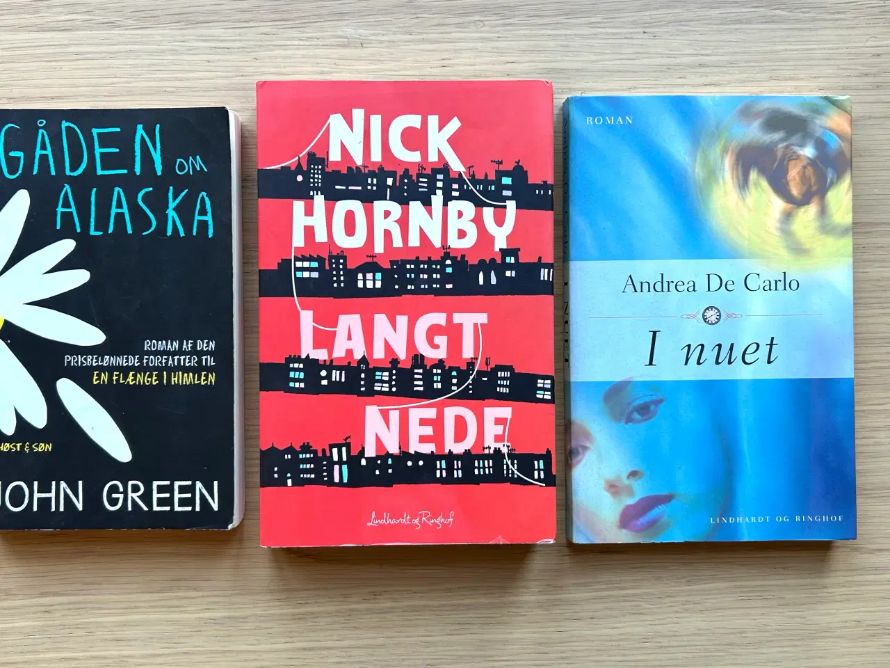 Billede 1 - 📚 Bogpakke til salg – 3 tankevækkende romaner!