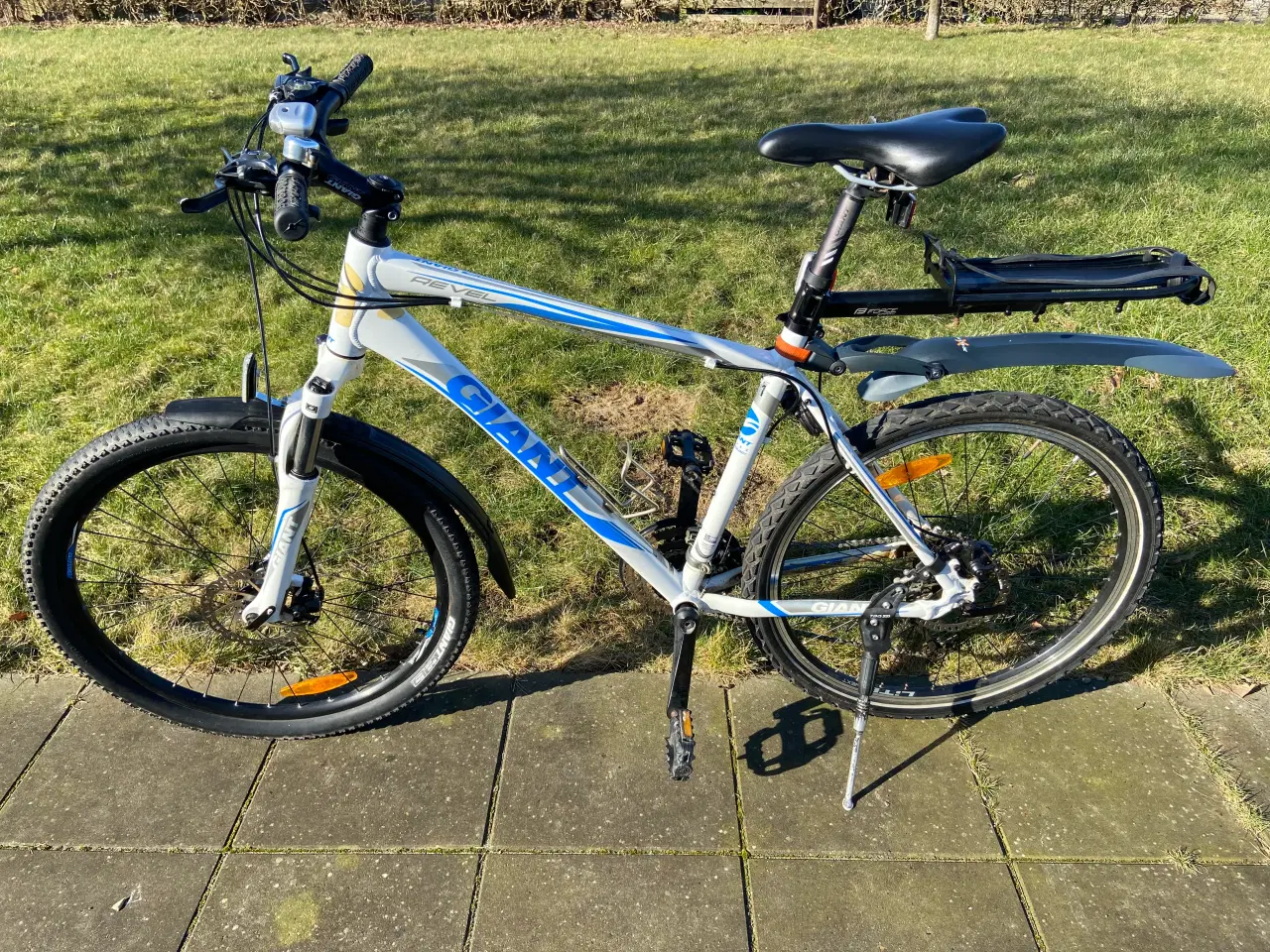 Billede 1 - Giant . 26" Hjul,21" stel, , 24 gear